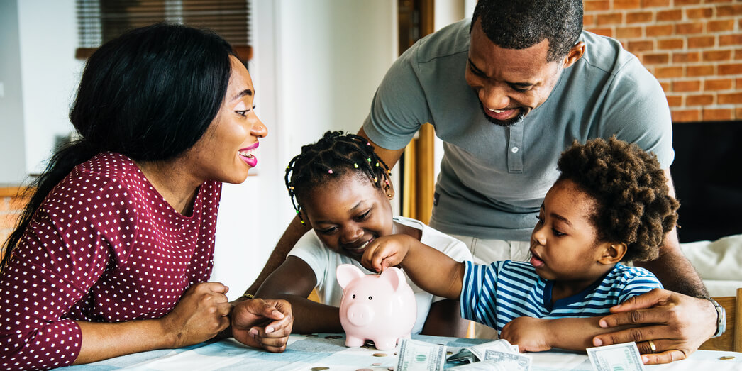 10 Tips to Teach Your Child to Save Money