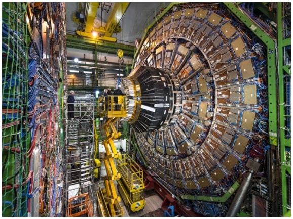 Hadron collider