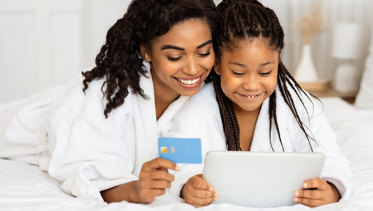 teaching kids about credit cards